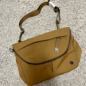 Lululemon All Night Festival Bag Micro 2L